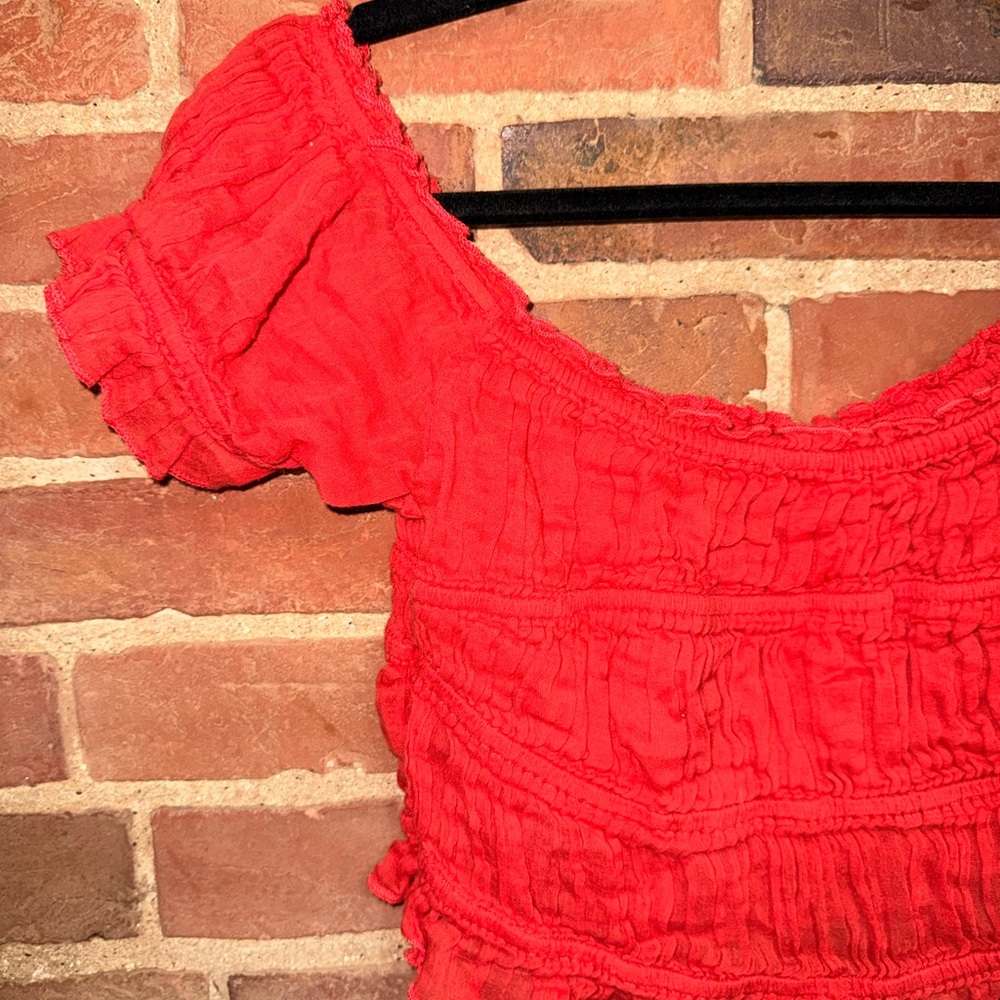 Red Off-Shoulder Smocked Crop Top Free People - Picture 2 of 6